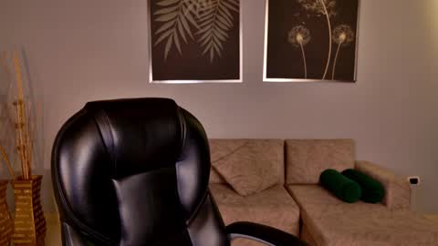 Alice online show from 01/21/25, 03:26