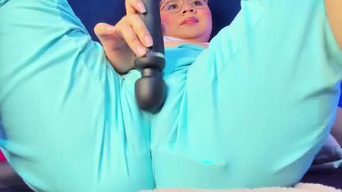 Snapshot of alicehott_05 chatting on 02/25/26, 04:00 alicehott_05 online show from 02/25/26, 04:00