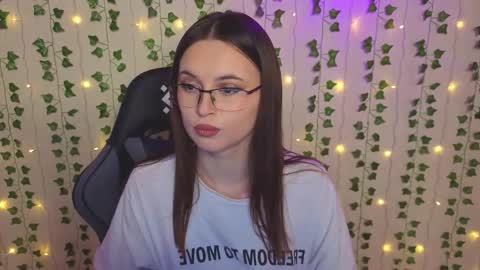 Snapshot of aliceimonta chatting on 02/22/26, 04:27 aliceimonta online show from 02/22/26, 04:27