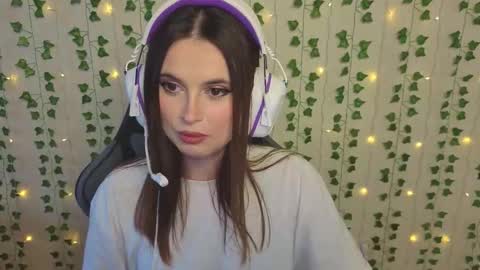 Snapshot of aliceimonta chatting on 02/25/26, 01:21 aliceimonta online show from 02/25/26, 01:21