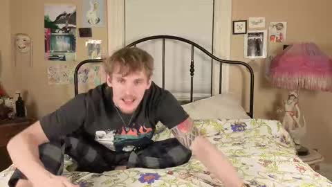 AliceInAceland online show from 10/10/25, 02:10