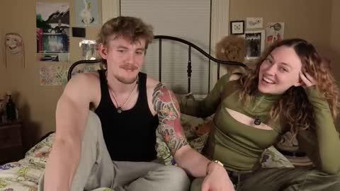 AliceInAceland online show from 10/18/25, 02:14