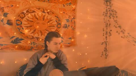 Alice online show from 02/18/26, 05:14