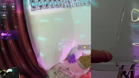 Snapshot of alicekingdom chatting on 09/13/25, 12:43 Alicekingdom online show from 09/13/25, 12:43