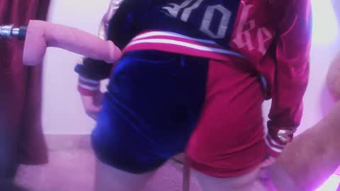 Snapshot of alicekingdom chatting on 11/02/25, 01:52 Alicekingdom online show from 11/02/25, 01:52