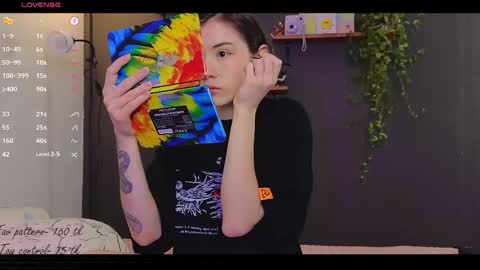 Alice  vacation  online show from 02/14/25, 05:46