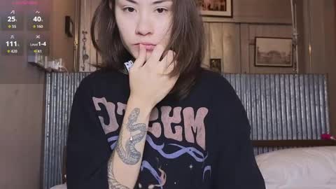 Alice  vacation  online show from 04/07/26, 01:00