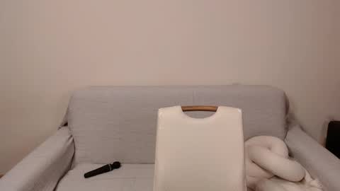 Snapshot of alicekollt chatting on 12/28/24, 12:36 alicekollt online show from 12/28/24, 12:36