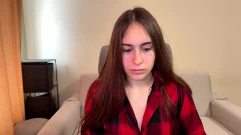 Snapshot of alicekollt chatting on 10/29/25, 08:27 alicekollt online show from 10/29/25, 08:27