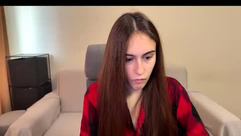 Snapshot of alicekollt chatting on 11/25/25, 10:48 alicekollt online show from 11/25/25, 10:48