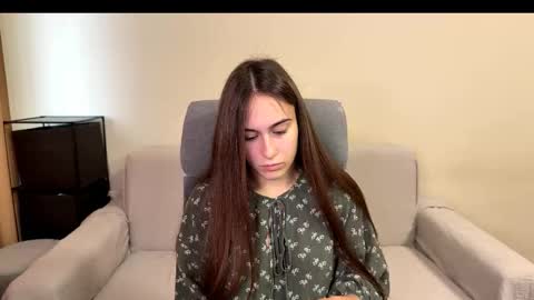 Snapshot of alicekollt chatting on 11/28/25, 11:24 alicekollt online show from 11/28/25, 11:24