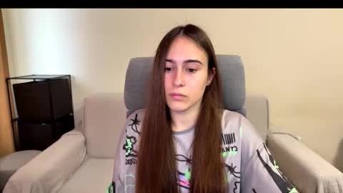 Snapshot of alicekollt chatting on 12/05/25, 10:57 alicekollt online show from 12/05/25, 10:57