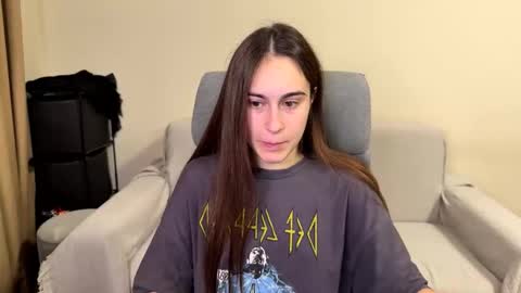 Snapshot of alicekollt chatting on 02/12/26, 06:03 alicekollt online show from 02/12/26, 06:03