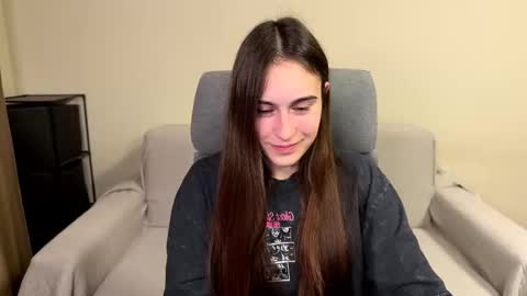 Snapshot of alicekollt chatting on 02/25/26, 10:52 alicekollt online show from 02/25/26, 10:52