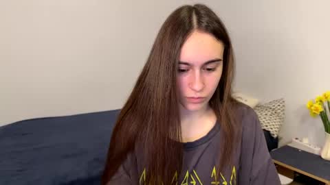 alicekollt online show from 04/27/26, 08:18