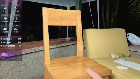 Snapshot of alicemrtnzz chatting on 11/08/25, 11:47 alicemrtnzz online show from 11/08/25, 11:47