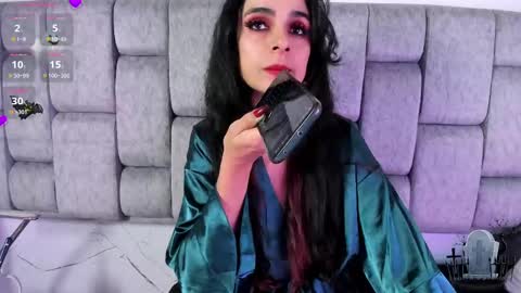 Snapshot of alicenoir_ chatting on 03/11/25, 03:34 alicenoir_ online show from 03/11/25, 03:34