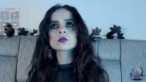 Snapshot of alicenoir_ chatting on 10/06/25, 10:29 alicenoir_ online show from 10/06/25, 10:29