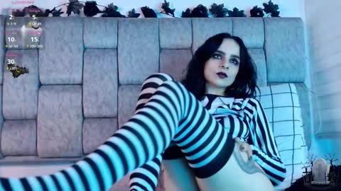 Snapshot of alicenoir_ chatting on 11/06/25, 10:21 alicenoir_ online show from 11/06/25, 10:21