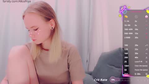 Snapshot of alicenya chatting on 12/16/25, 06:18 Alice online show from 12/16/25, 06:18