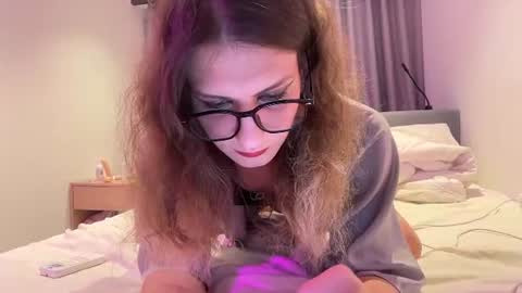 AlicePinkhead online show from 06/25/26, 09:03