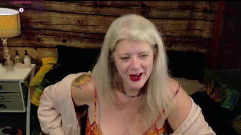 Alices Curiosity online show from 12/06/24, 03:30