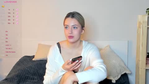 Alice online show from 12/05/25, 02:20