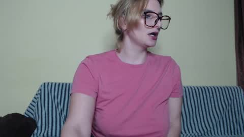 Alice online show from 02/22/25, 01:55