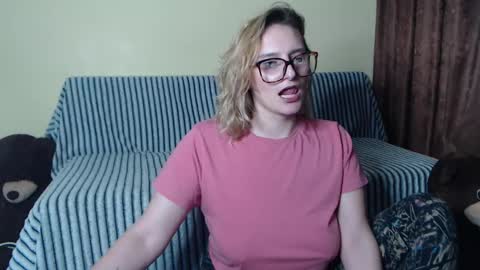 Alice online show from 03/11/25, 03:56