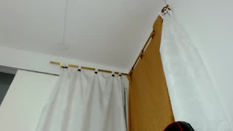 Snapshot of alicesweetx chatting on 10/03/25, 10:56 alices  cuenta independiente online show from 10/03/25, 10:56