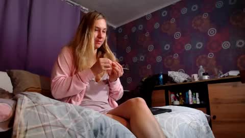 alicewetsquirt online show from 02/16/25, 03:26