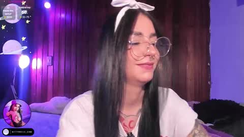 Alice online show from 11/28/25, 01:41