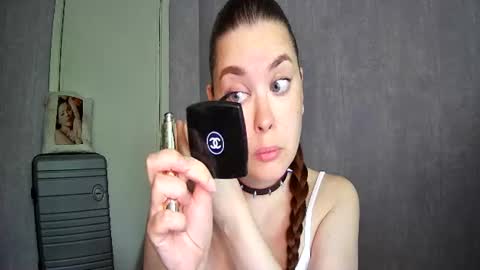 Snapshot of alicexfresh chatting on 06/22/26, 08:11 AlicexFresh online show from 06/22/26, 08:11
