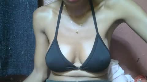 Snapshot of alicia253177 chatting on 02/10/25, 04:58 alicia253177 online show from 02/10/25, 04:58