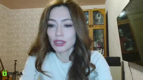 Alicia online show from 12/24/24, 03:38
