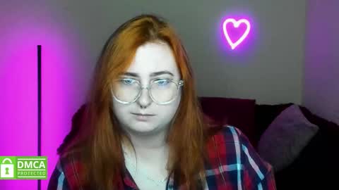 Snapshot of alicia_side_red chatting on 10/09/25, 11:30 Alicia online show from 10/09/25, 11:30