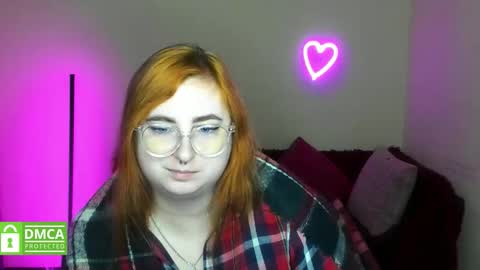 Snapshot of alicia_side_red chatting on 10/31/25, 06:47 Alicia online show from 10/31/25, 06:47