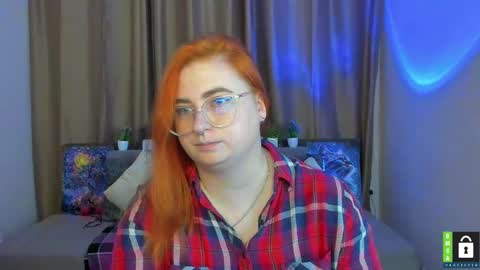 Snapshot of alicia_side_red chatting on 11/16/25, 06:30 Alicia online show from 11/16/25, 06:30