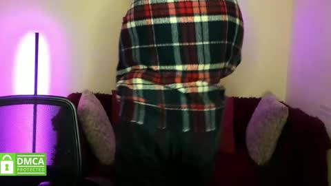 Snapshot of alicia_side_red chatting on 11/22/25, 06:34 Alicia online show from 11/22/25, 06:34