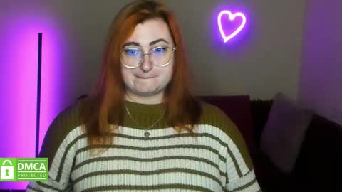 Snapshot of alicia_side_red chatting on 11/24/25, 12:27 Alicia online show from 11/24/25, 12:27