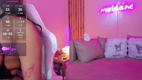 alicia_summer_ online show from 04/12/26, 04:12