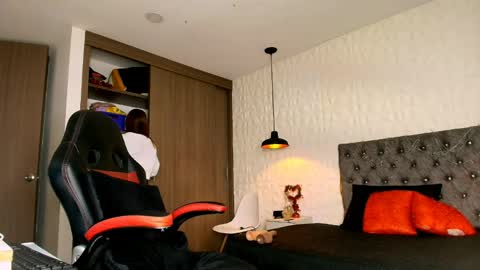 Ali online show from 04/11/26, 12:09