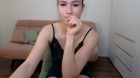 alicianoveli online show from 01/10/25, 02:23