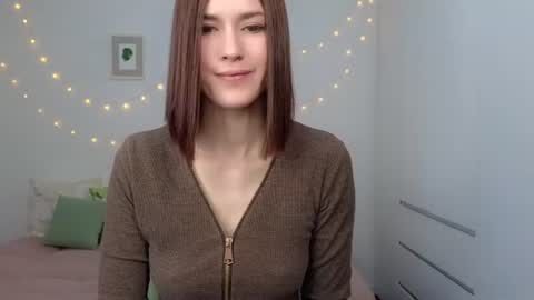 Snapshot of alicianoveli chatting on 06/14/26, 04:58 alicianoveli online show from 06/14/26, 04:58
