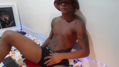 Snapshot of alid_17 chatting on 12/07/24, 04:14 Alid 17 online show from 12/07/24, 04:14