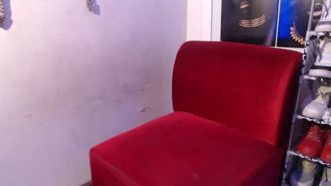 Snapshot of alid_17 chatting on 02/01/25, 06:19 Alid 17 online show from 02/01/25, 06:19