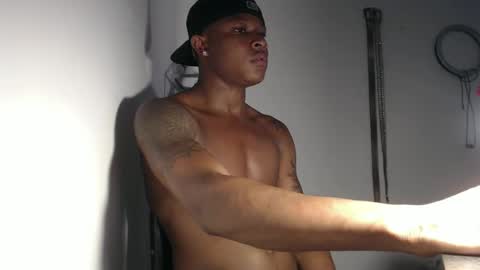 Snapshot of alid_17 chatting on 03/06/25, 08:05 Alid 17 online show from 03/06/25, 08:05