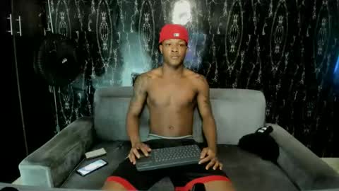 Snapshot of alid_17 chatting on 10/18/25, 07:25 Alid 17 online show from 10/18/25, 07:25