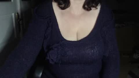 Snapshot of alidue chatting on 10/03/25, 08:50 Alidue online show from 10/03/25, 08:50