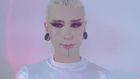     online show from 02/02/26, 02:32